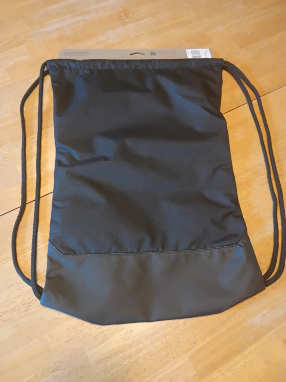 Nike sleek drawstring